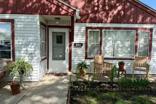 9125 S 51st Ave, Oak Lawn, IL 60453 - Photo 4