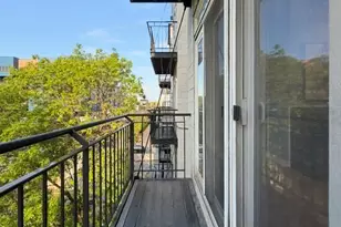 2352 W Bloomingdale Ave, Chicago, IL 60647 - Photo 8
