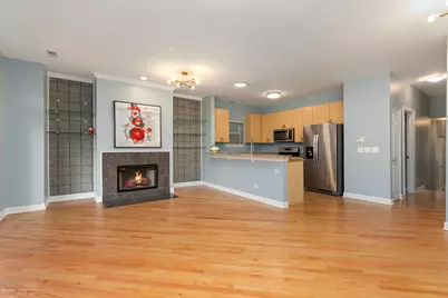 2352 W Bloomingdale Avenue #3W, Chicago, IL 60647 - Photo 6