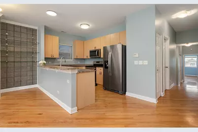 2352 W Bloomingdale Avenue #3W, Chicago, IL 60647 - Photo 12