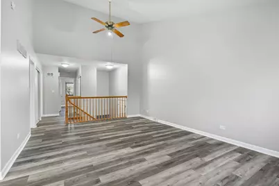 73 Century Drive, Roselle, IL 60172 - Photo 6