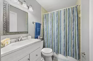 73 Century Dr, Roselle, IL 60172 - Photo 14