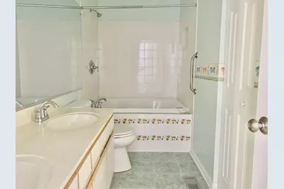 241 Shadybrook Lane, Aurora, IL 60504 - Photo 10
