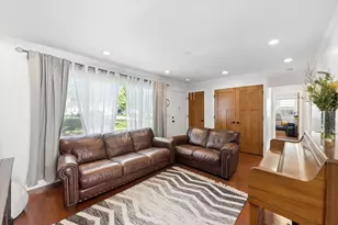 1205 S Chase St, Wheaton, IL 60189 - Photo 4
