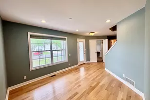 2501 Ridgefield Dr, Belvidere, IL 61008 - Photo 6