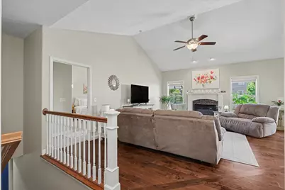 104 Sunflower Street, Savoy, IL 61874 - Photo 4