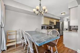 3S082 Timber Dr, Warrenville, IL 60555 - Photo 8