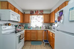 340 Nally Dr, Bourbonnais, IL 60914 - Photo 6