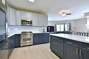9670 Franklin Ave, Franklin Park, IL 60131 - Photo 20