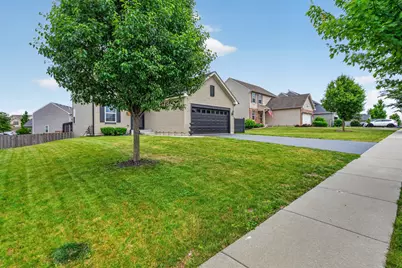 1902 Wildspring Parkway, Joliet, IL 60431 - Photo 48