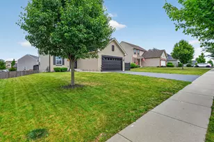 1902 Wildspring Pkwy, Joliet, IL 60431 - Photo 48