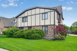 1152 E Walnut Ave, Des Plaines, IL 60016 - Photo 30