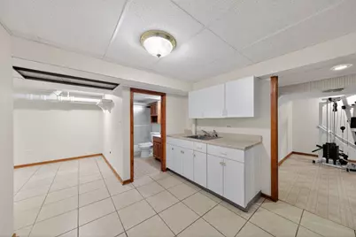 1152 E Walnut Avenue, Des Plaines, IL 60016 - Photo 22