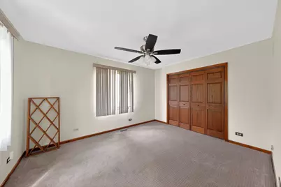 1152 E Walnut Avenue, Des Plaines, IL 60016 - Photo 20