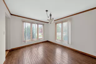 1152 E Walnut Ave, Des Plaines, IL 60016 - Photo 6