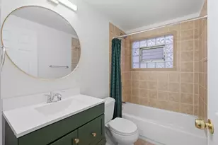 2741 N 75th Ct, Elmwood Park, IL 60707 - Photo 8