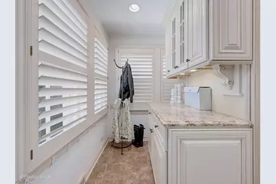 601 S Brainard Avenue, La Grange, IL 60525 - Photo 18