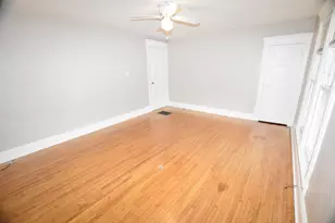 338 Marion Ave, Aurora, IL 60505 - Photo 6