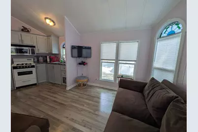 96 Fossil Ridge Road, Wilmington, IL 60481 - Photo 2