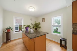 2537 Oak St, Franklin Park, IL 60131 - Photo 6