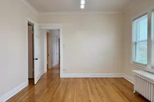 2125 Wesley Ave, Berwyn, IL 60402 - Photo 10