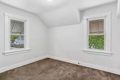 747 Watson Street, Aurora, IL 60505 - Photo 14