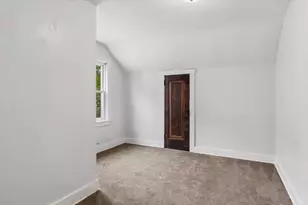 747 Watson St, Aurora, IL 60505 - Photo 12