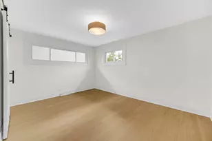 7135 N Ozark Ave, Chicago, IL 60631 - Photo 12