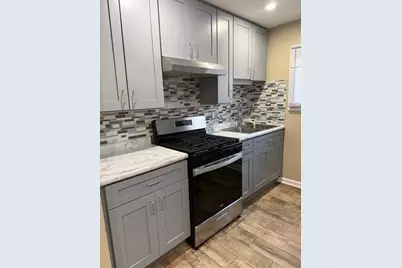 4764 S Shields Avenue, Chicago, IL 60609 - Photo 4
