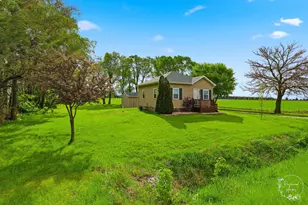 3029 S 8500E Rd, Saint Anne, IL 60964 - Photo 26