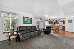 1868 Pastoral Ln, Hanover Park, IL 60133 - Photo 14