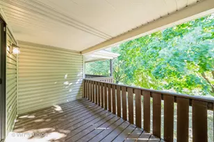 841 Cross Creek Ct, Roselle, IL 60172 - Photo 20
