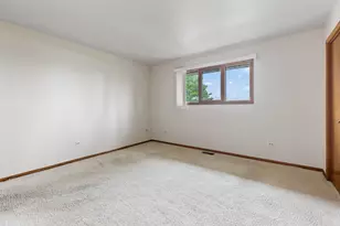 7520 W Willowood Ct, Orland Park, IL 60462 - Photo 20