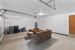 7520 W Willowood Ct, Orland Park, IL 60462 - Photo 24