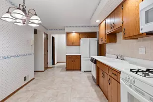 7520 W Willowood Ct, Orland Park, IL 60462 - Photo 12