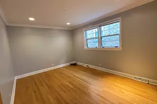 5717 N St Louis Ave, Chicago, IL 60659 - Photo 14