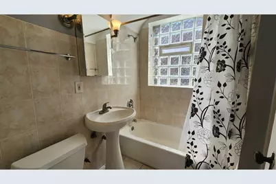 6111 N Washtenaw Avenue #3, Chicago, IL 60659 - Photo 12