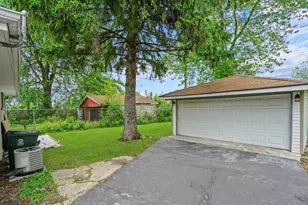 16125 Marshfield Ave, Markham, IL 60428 - Photo 10