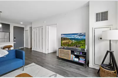 811 W Agatite Avenue #1404, Chicago, IL 60640 - Photo 8