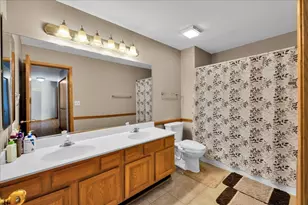 1421 Notting Hill Rd, Algonquin, IL 60102 - Photo 30