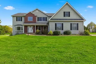 15911 Aspen Ct, Huntley, IL 60142 - Photo 2