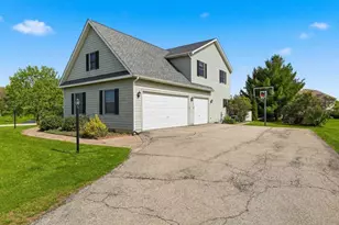 15911 Aspen Ct, Huntley, IL 60142 - Photo 4
