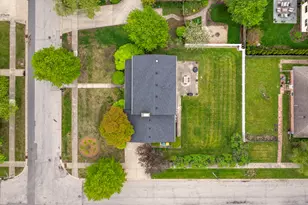 3212 Burr Oaks Dr, Joliet, IL 60431 - Photo 32