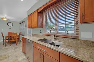 3212 Burr Oaks Dr, Joliet, IL 60431 - Photo 10