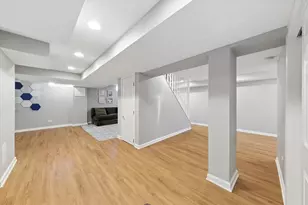 349 E Ridge Ave, Elmhurst, IL 60126 - Photo 22
