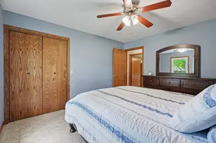 702 Van Buren St, Monticello, IL 61856 - Photo 26