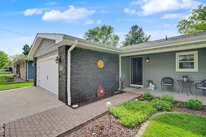 702 Van Buren Street, Monticello, IL 61856 - Photo 4