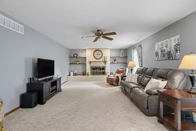 702 Van Buren Street, Monticello, IL 61856 - Photo 8