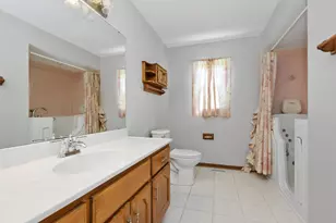 7745 Woodstock Dr, Tinley Park, IL 60477 - Photo 16