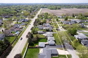 2906 Warren Dorris Dr, Joliet, IL 60435 - Photo 48